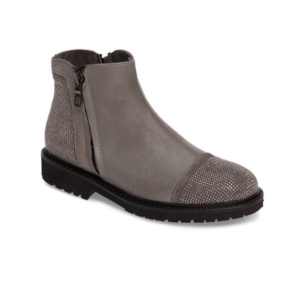 Nwt Sheridan Mia Viva Studded Ankle Bootie